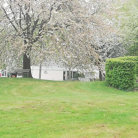 Rustige, Gelijkvloerse Vakantiewoning Met 2 Slaapkamers In Simpelveld, Zuid-Limburg Екстер'єр фото